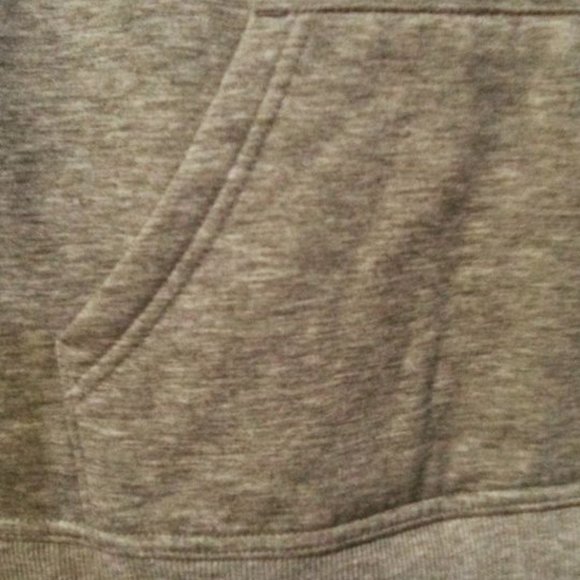 NEW Athletic Works Women's Soft Hoodie With Front Pockets, Gray Size: XS (0-2) - Picture 2 of 11